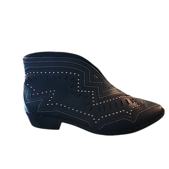 Ivy Kirzhner Santa Cruz Studded Festival Ankle Boot Black Leather 8M - Picture 7 of 13